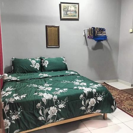 Teratak Port Dickson Homestay Exteriör bild
